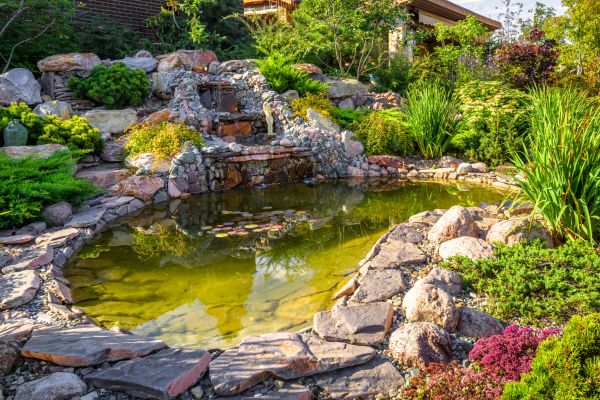 Pond Waterfall Building - Pond Waterfall Building Deland, Florida